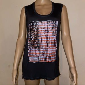 Rachel Roy SZ L 100.% Viscose. Sleeveless Grey